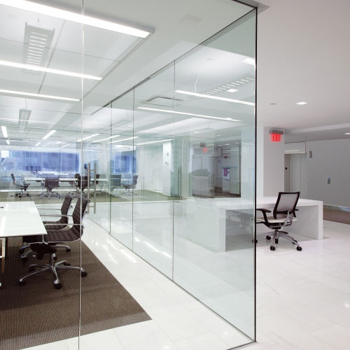 Vách kính cường lực